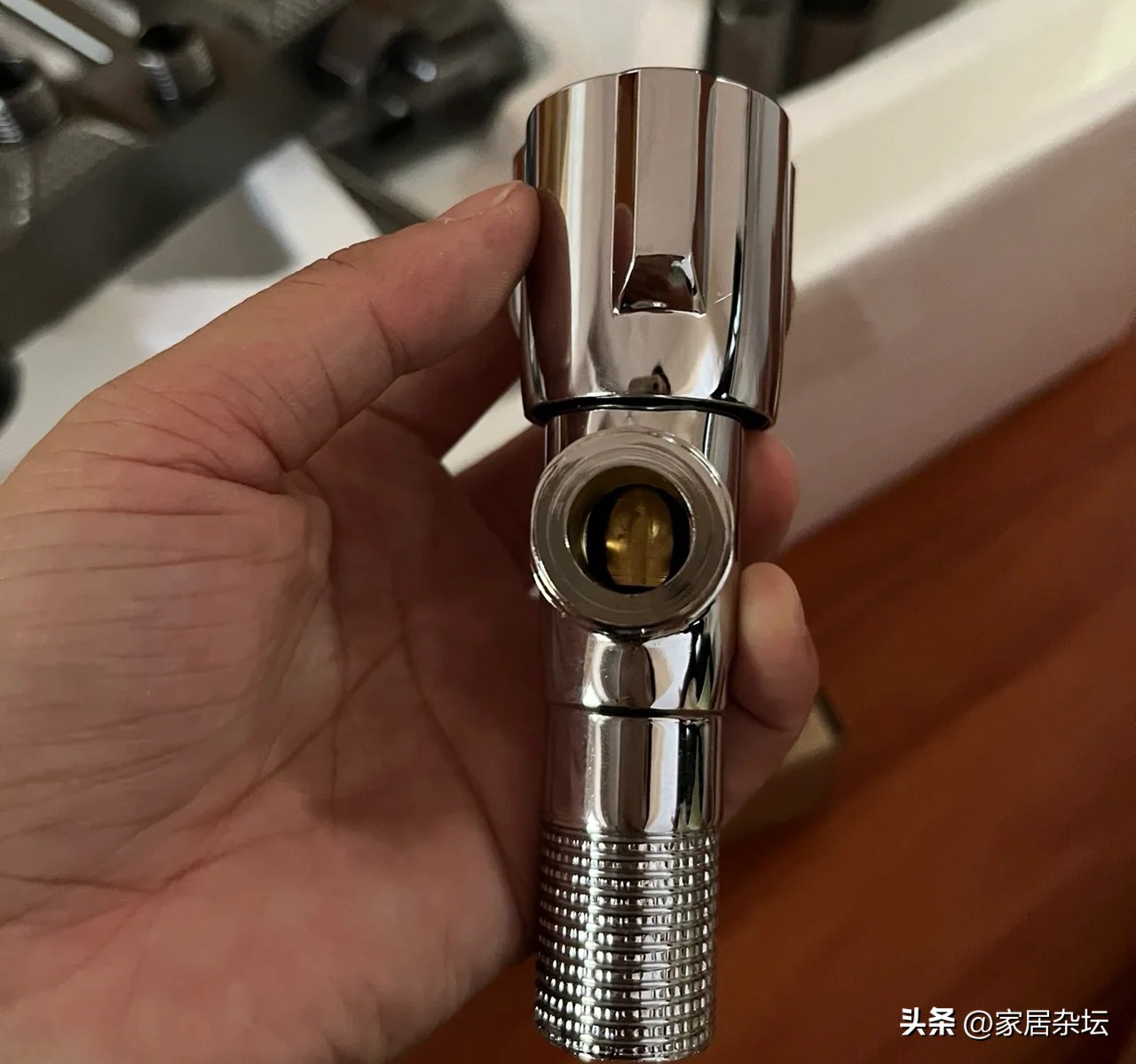 角阀朝哪个方向是关,角阀怎么选防止漏水