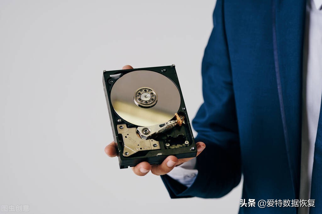 怎么辨别翻新硬盘？翻新硬盘跟假硬盘有何区别？速看这里