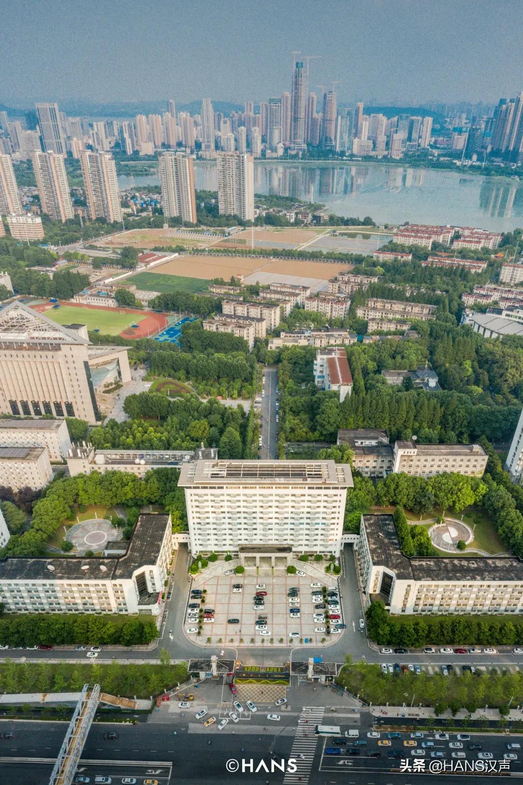 武汉校友捐款亿元榜,武汉纺织大学校友捐款1000万