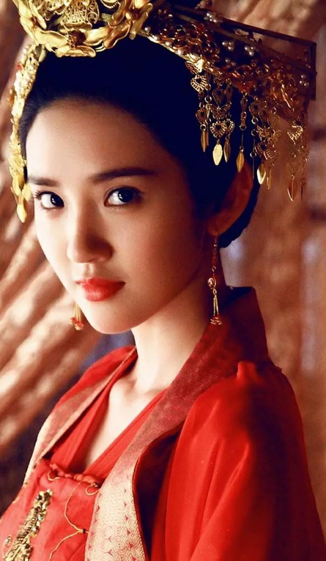 唐艺昕年轻时颜值,唐艺昕惊艳写真大图