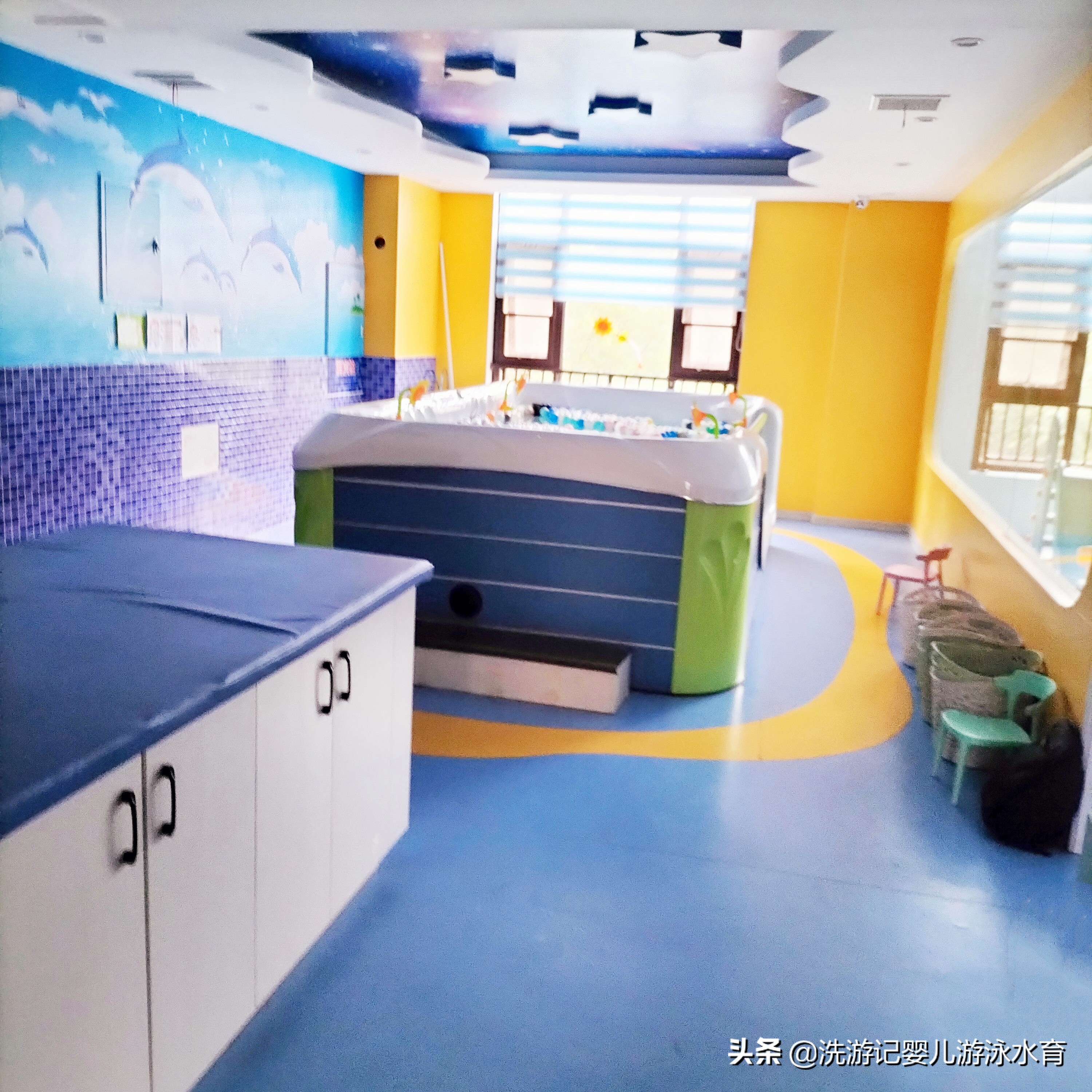 母婴游泳馆加盟好还是自己开好,婴儿游泳馆加盟创业项目