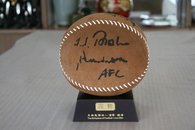 足球的起源手抄报,足球的起源动画片