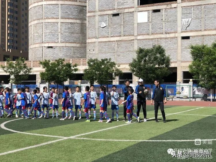 怀仁第二小学足球比赛,怀仁小学足球比赛