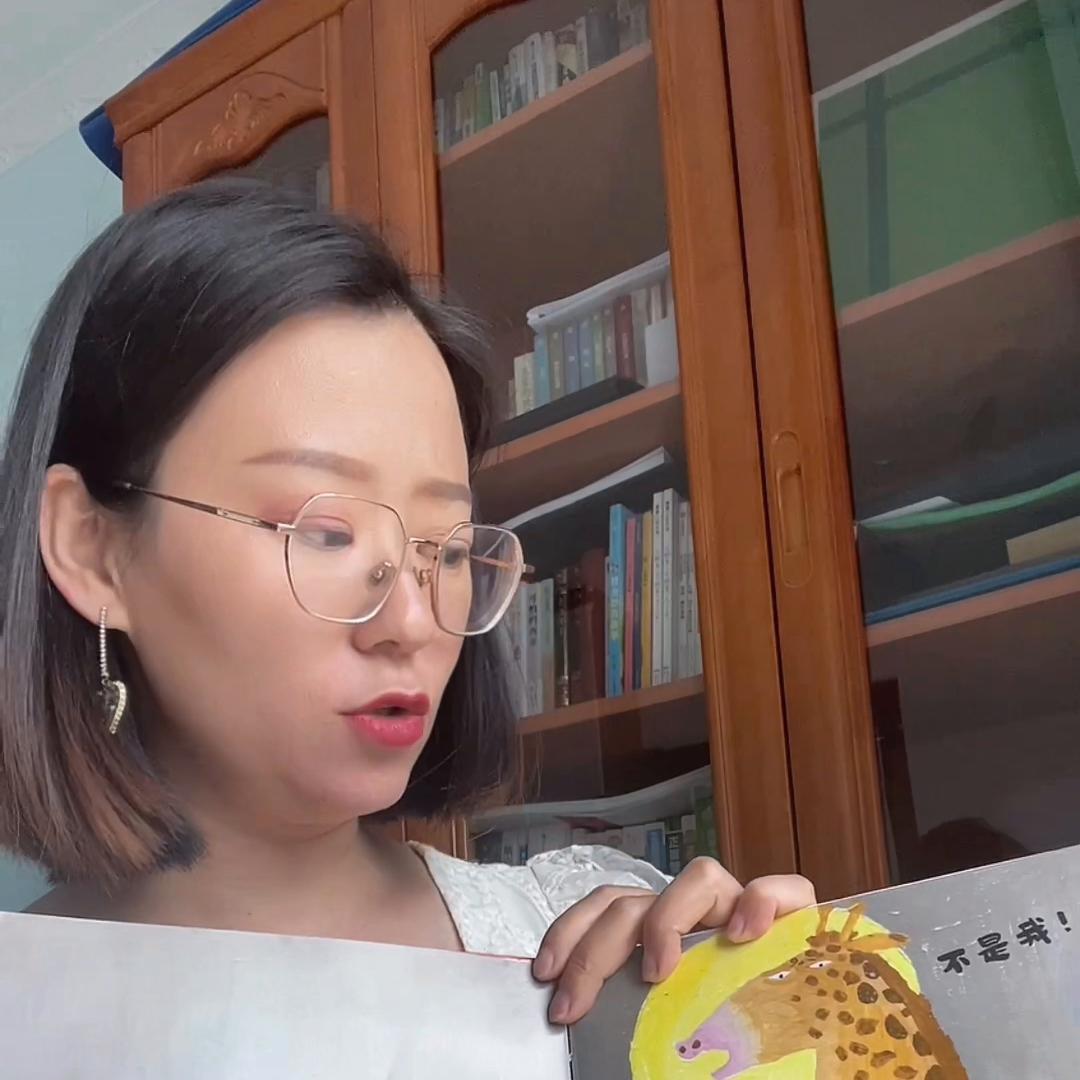 孩子屎尿屁的敏感期,对屎尿屁感兴趣的小孩