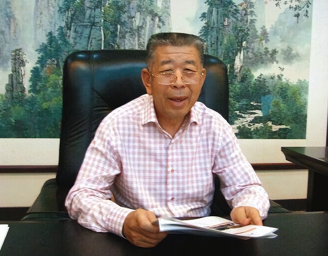 穷小子逆袭变亿万富翁后的故事,穷小子逆袭竟然成为亿万富翁