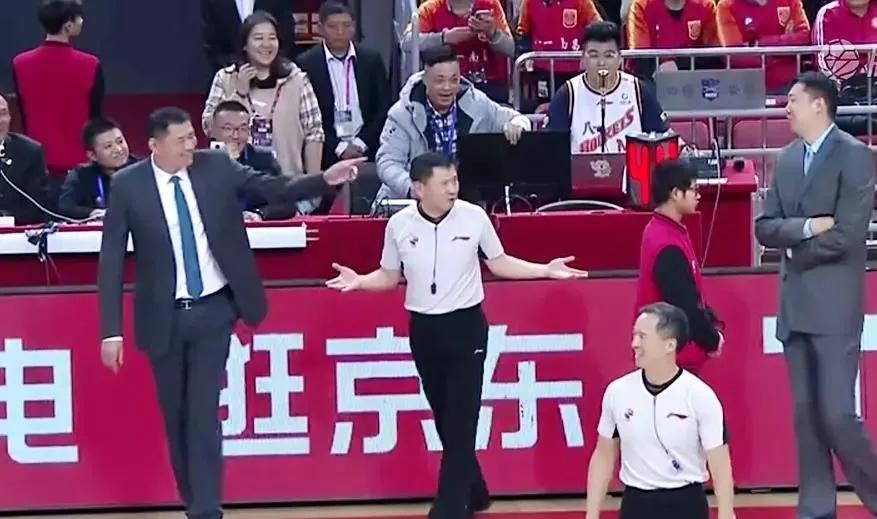 山东主教练巩晓彬,山东男篮为啥不请巩晓彬当主教练