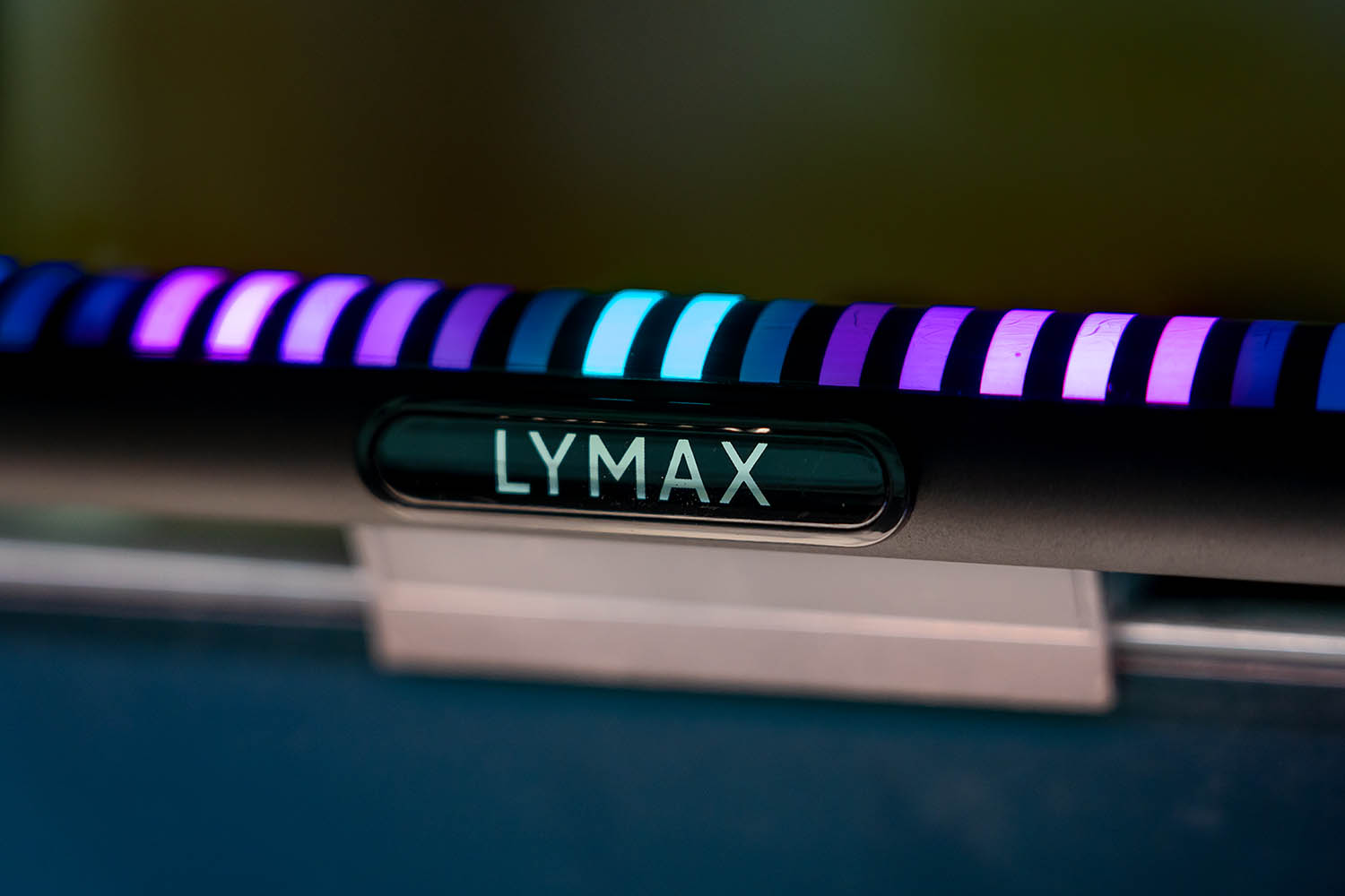 徕美视曲面屏幕挂灯评测,徕美视曲面屏幕挂灯测评