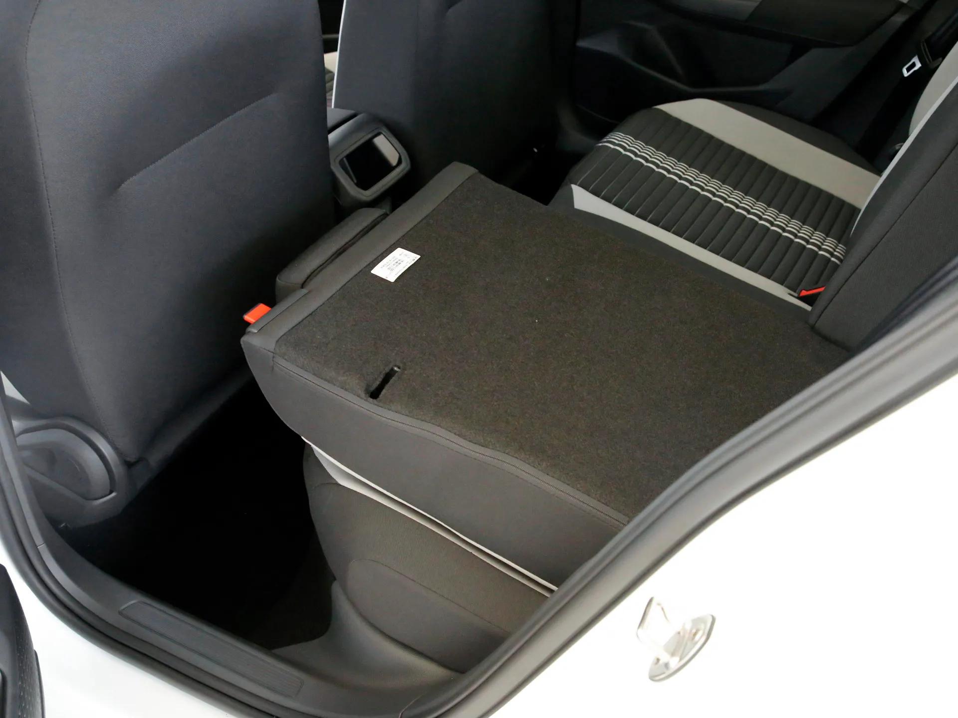 大众宝来200tsi手动畅行版价格,宝来2023款1.5自动畅行版落地价