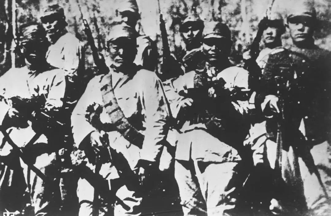 勿忘国殇吾辈自强的手抄报,国殇永不能忘吾辈自强什么意思