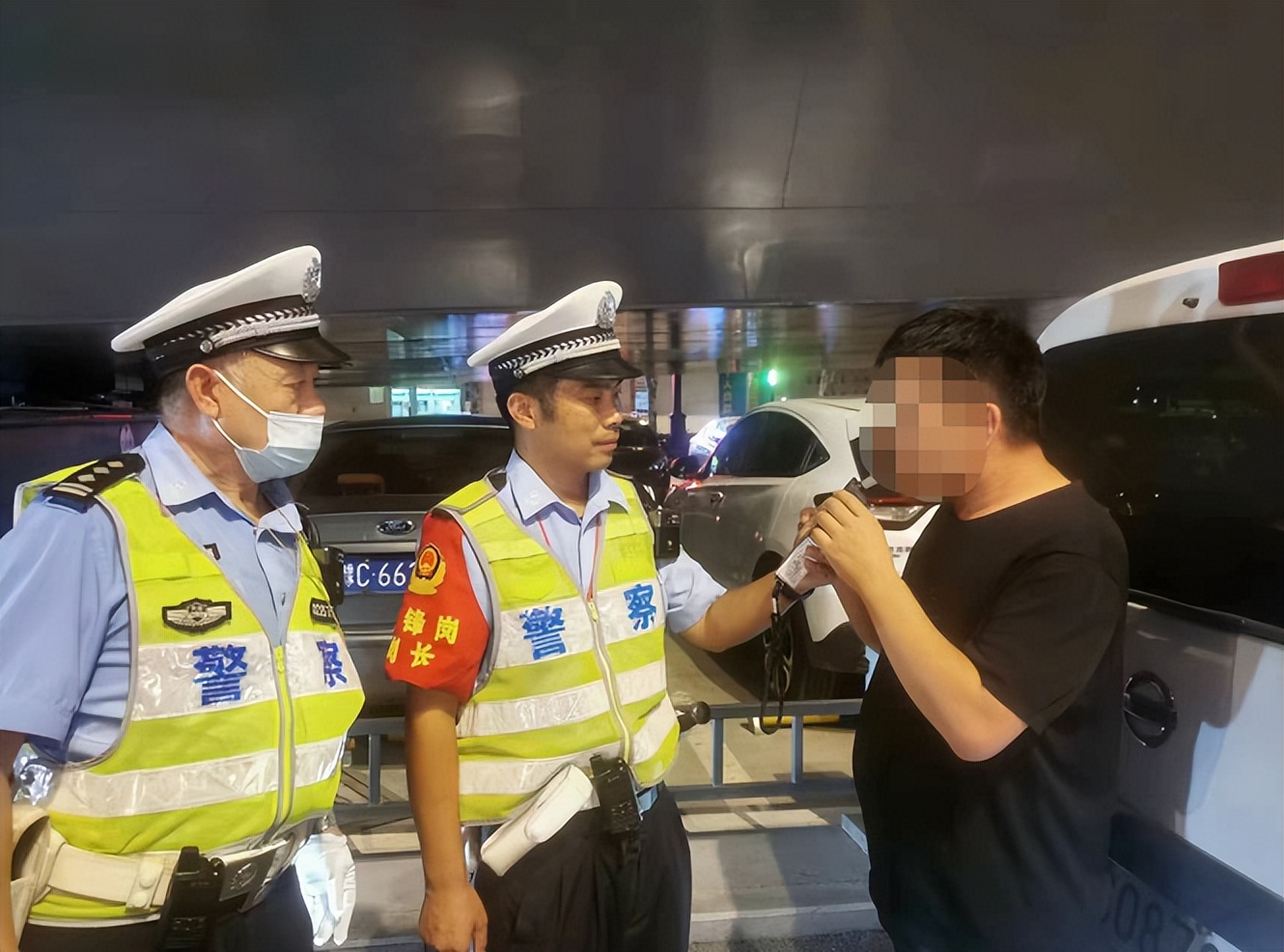 夏季治安打击整治“百日行动”丨尽锐出战!河南洛阳公安全力开展夏夜治安巡查宣防第二次集中统一行动