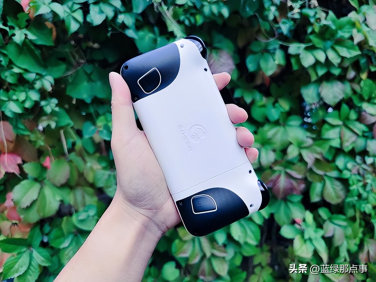 能变成手机的游戏机,手机就能当游戏手柄