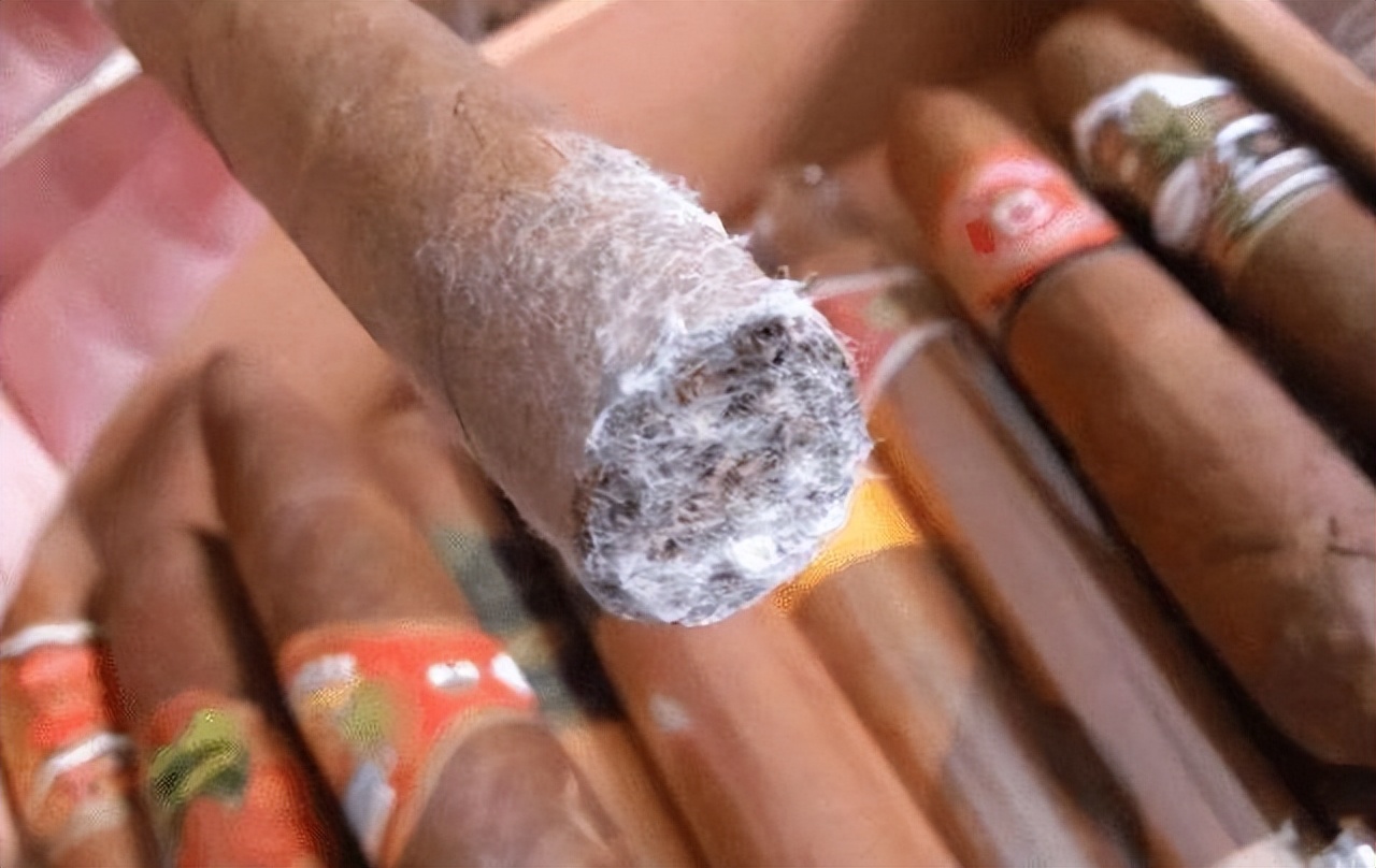 香烟为何要分硬包和软包，二者有啥区别？经常吸烟的人可以了解下