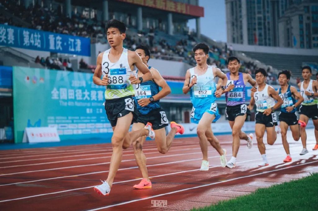 田径比赛英姿勃发,江津田径锦标赛直播