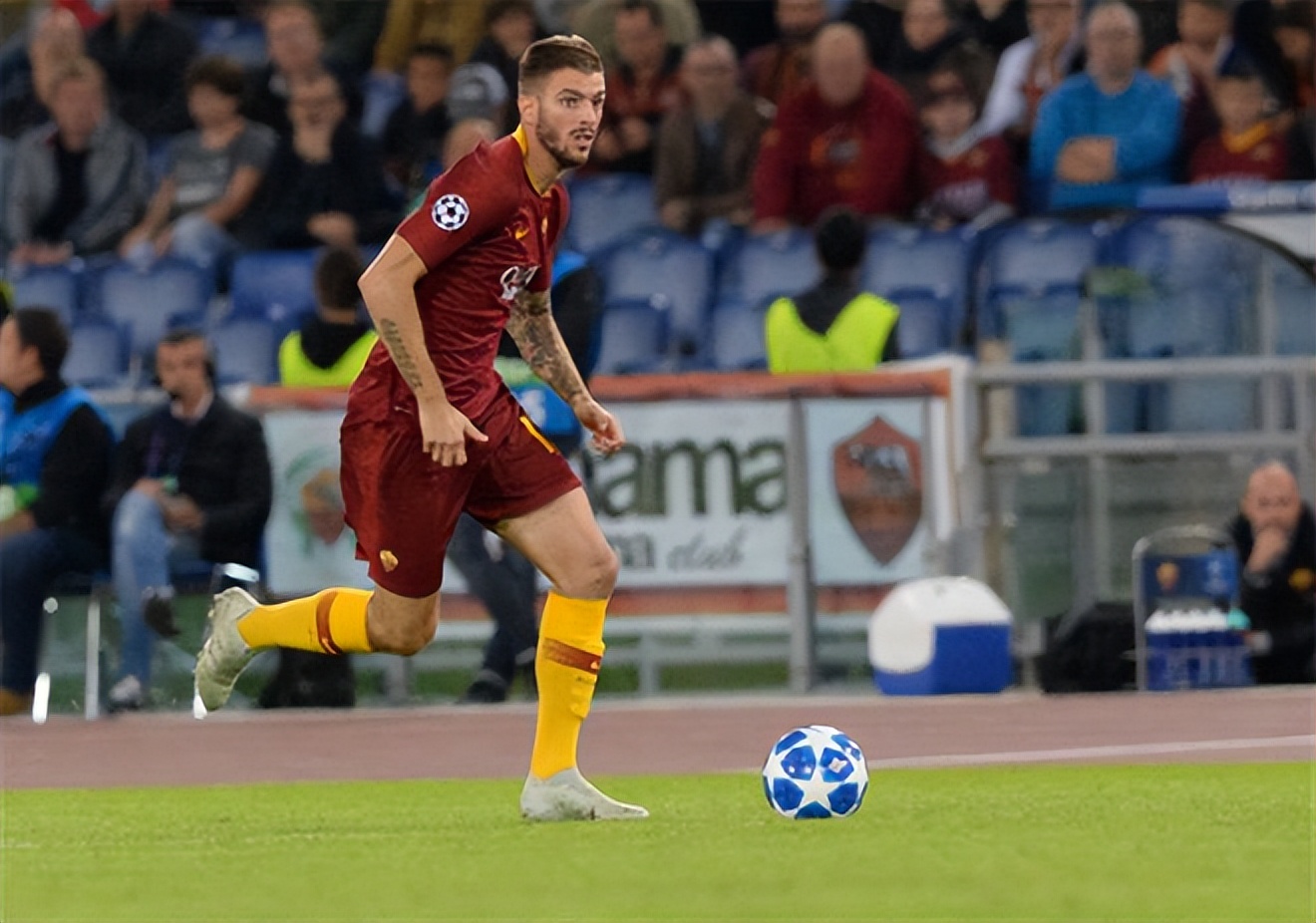 18岁小将被穆帅看中,18岁就被封为将军