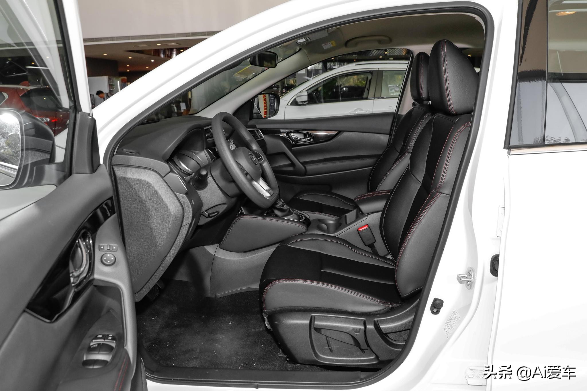 2017日产逍客2.0自动挡suv,大排量低油耗的家用轿跑