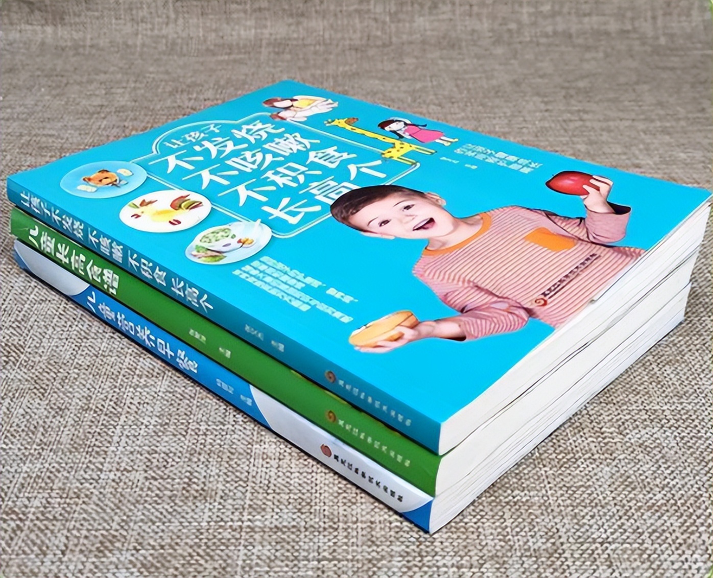 父母身高一般，从小坚持做对3件事，14岁儿子也能长成1米8大高个