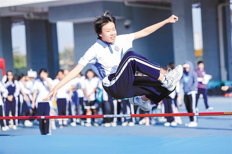 中国科学院深圳理工大学附属实验高级中学：办学两年一路“狂飙”