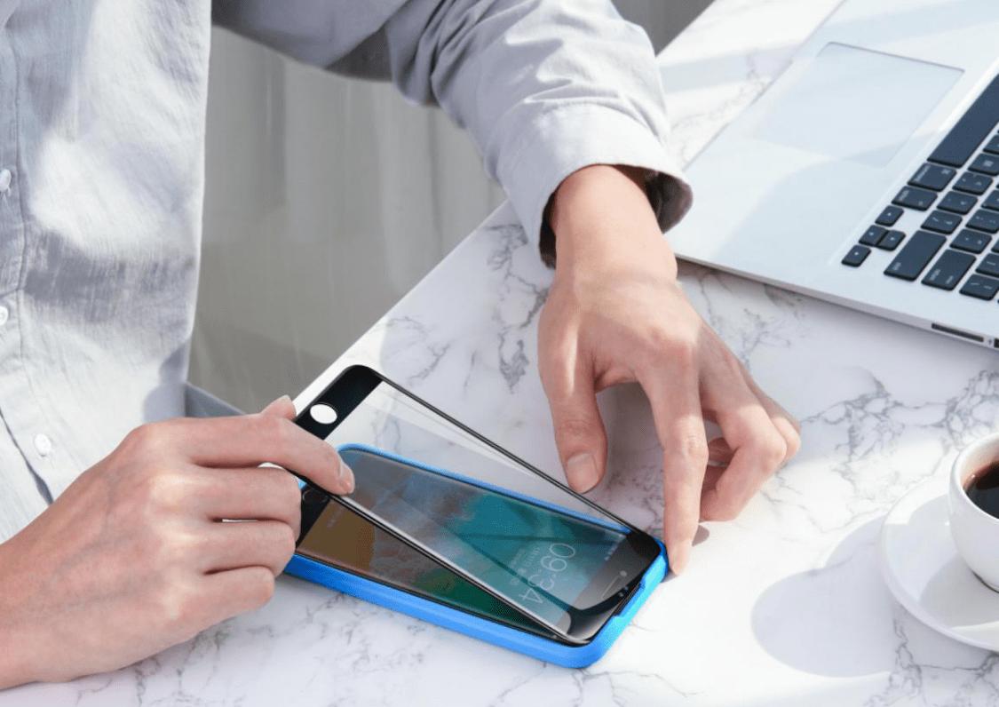 新手机钢化膜可以贴在原厂膜上么,小米10s贴钢化膜要撕原厂膜吗