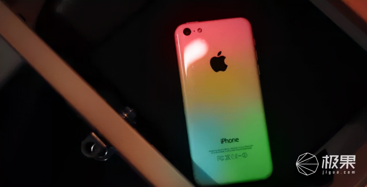 iphone6和iphonese一代,苹果iphone6s2023年还能再战几年