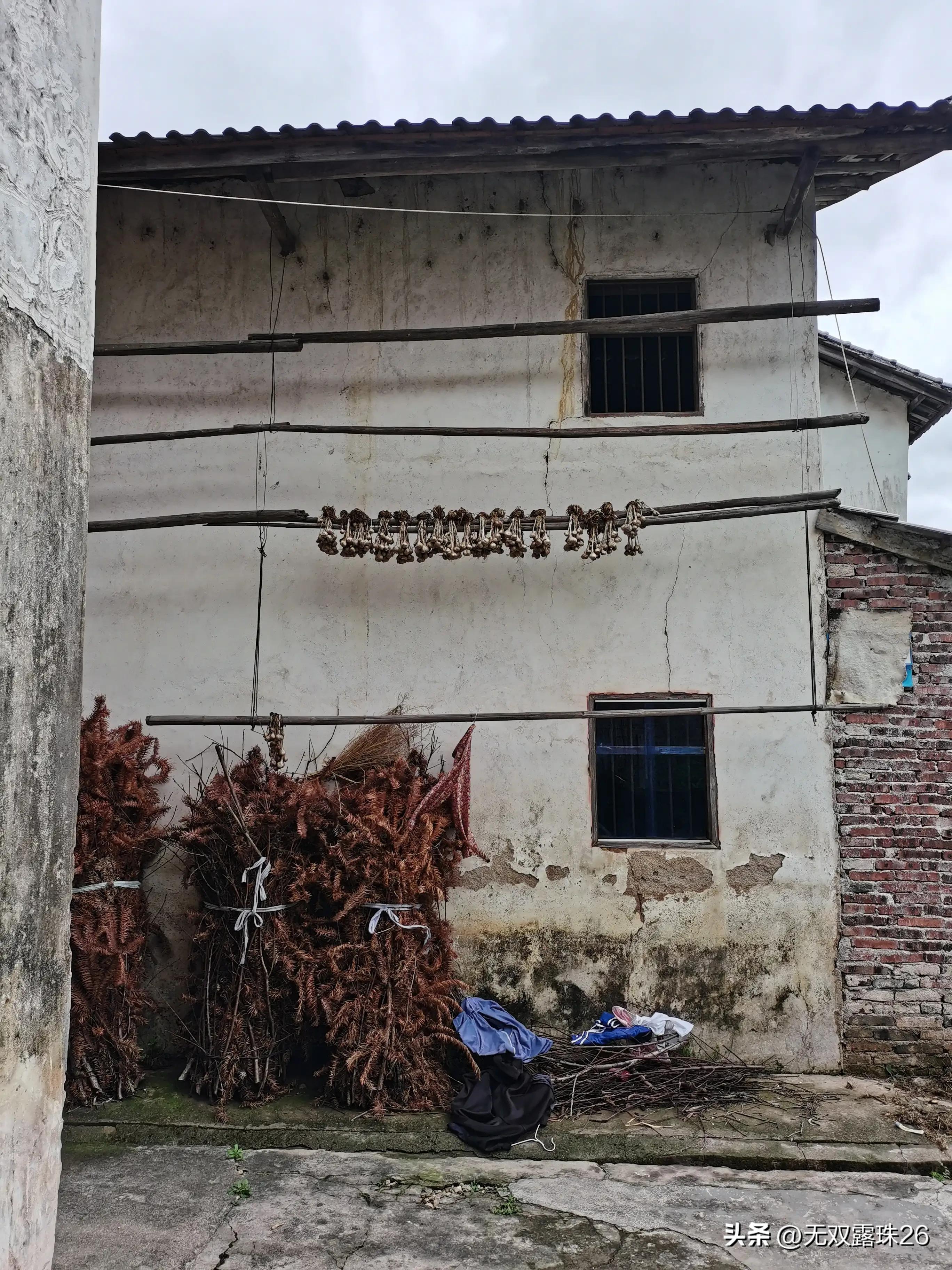 老人驾鹤西去一路走好,驾鹤西去一路走好图片