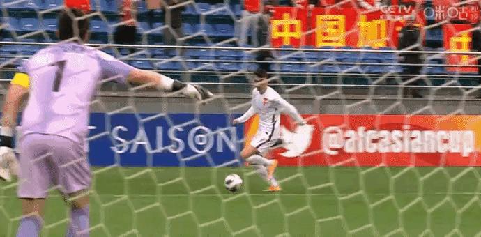 少林足球嘲讽片段,韩媒惊叹少林足球成现实