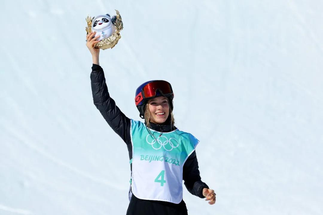 天才少女谷爱凌夺冠00后,天才少女谷爱凌为中国夺冠