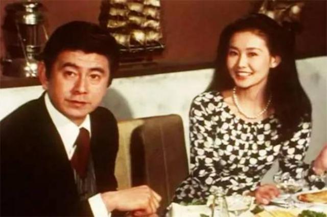 中野良子图文,中野良子冬季搭配