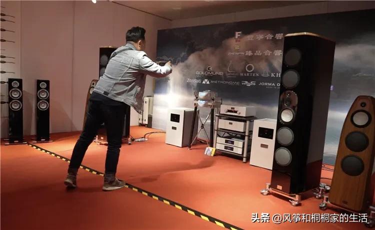 1000元的耳机是智商税吗,200元耳机和600的有区别吗