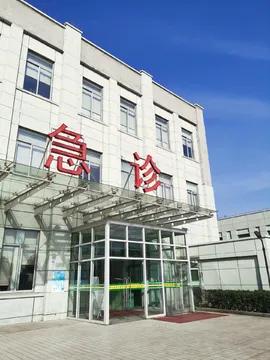 国家的新冠治疗免费政策，下边不予执行，国家岂不成了冤大头？