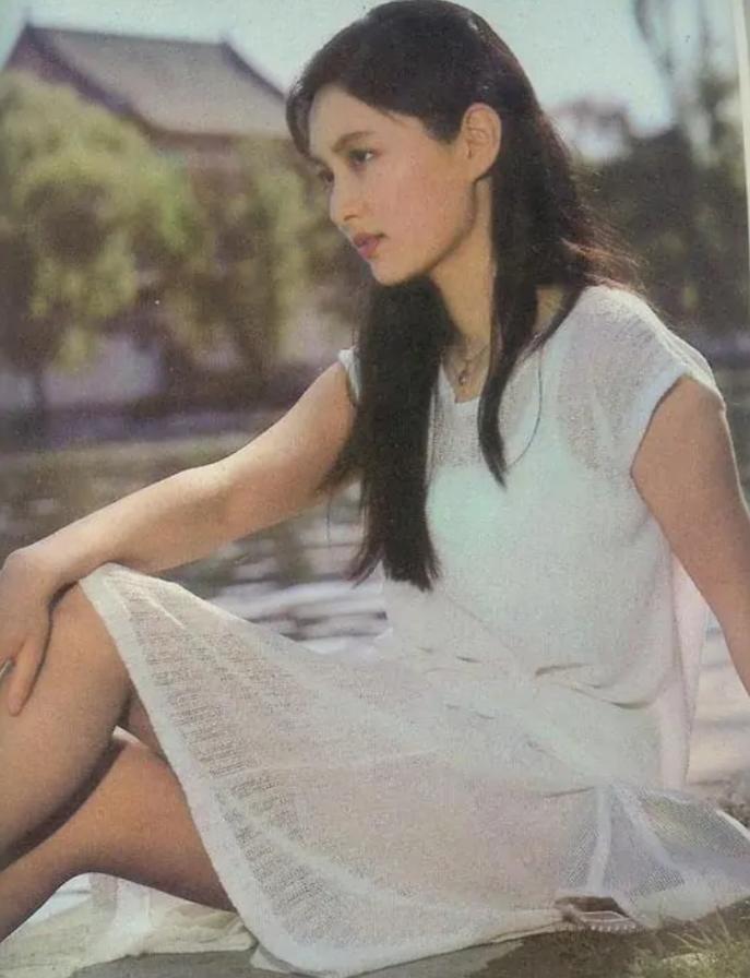 五个嫁给外国人最惨的女明星,4位嫁到国外的女星都回来了