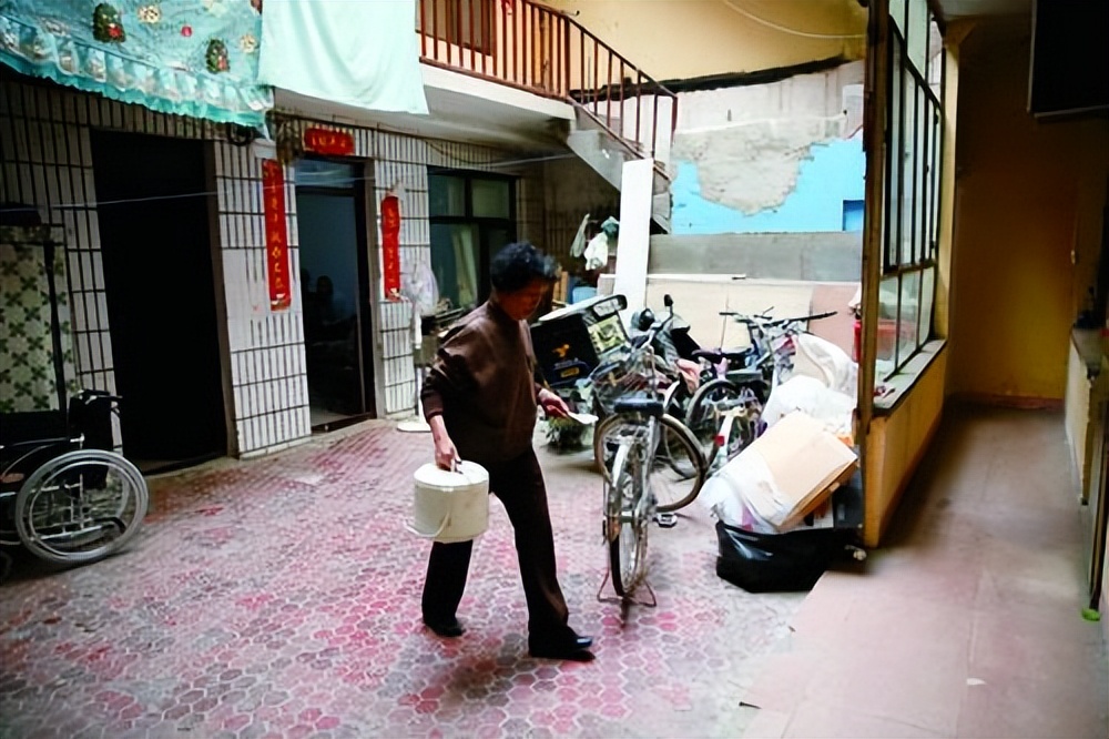 包头故事完整版,包头温暖小故事