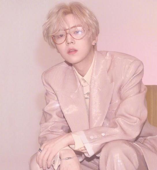 鹿晗为何最终选择了关晓彤,鹿晗有多惯着关晓彤