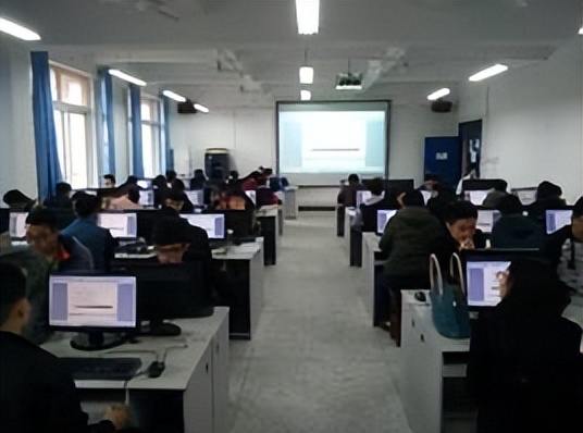 缺口达192万！毕业入职华为、腾讯、阿里等，这类人才超“抢手”