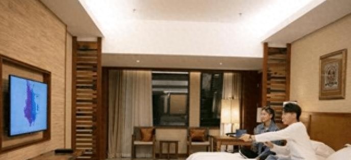 酒店里的电脑为啥不让动,为什么酒店的电脑打不开