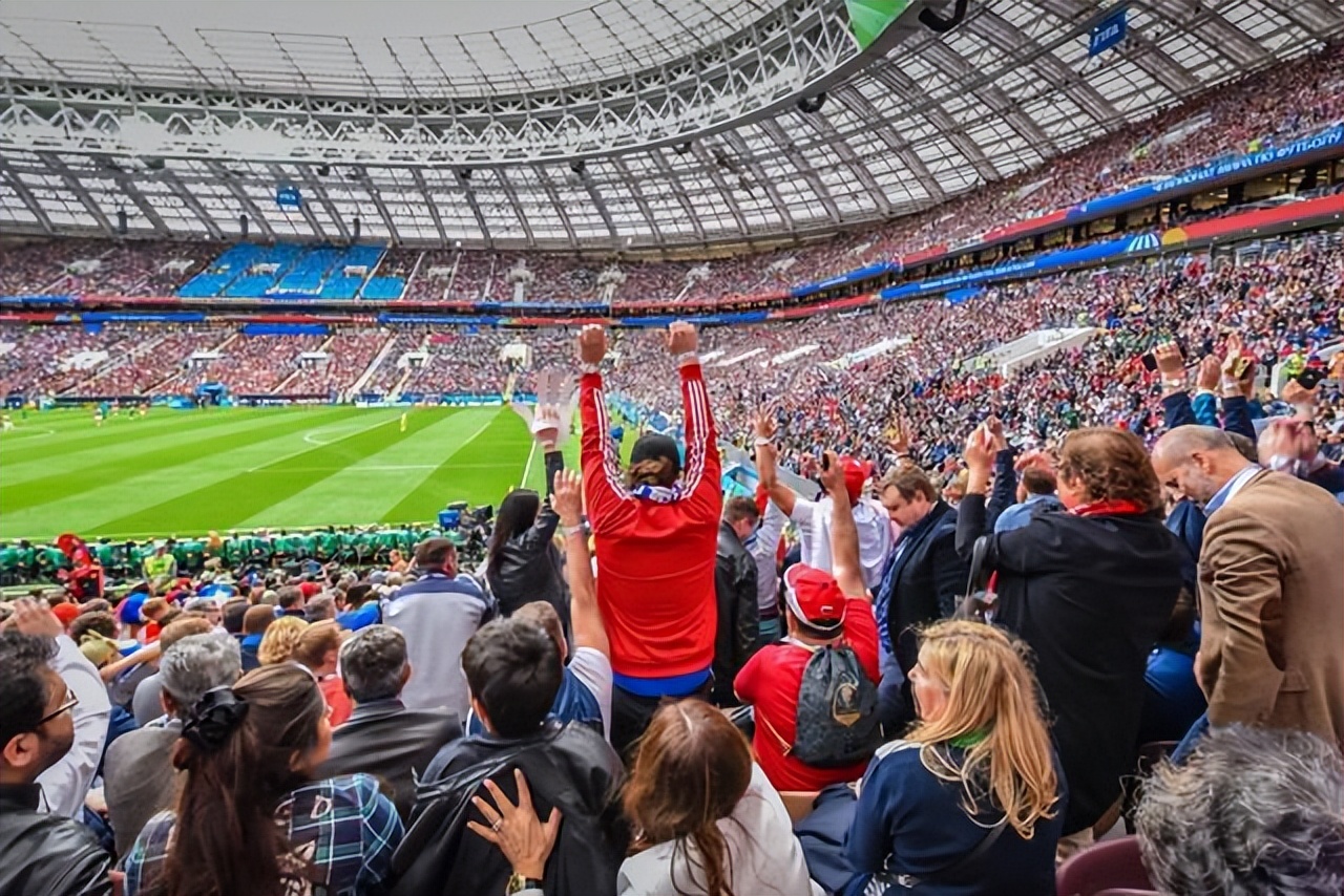 卡塔尔为什么花2000亿办世界杯,卡塔尔为什么花200亿元办世界杯