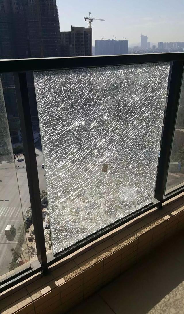 更换新窗户哪种的好,门窗怎么选全屋换窗户