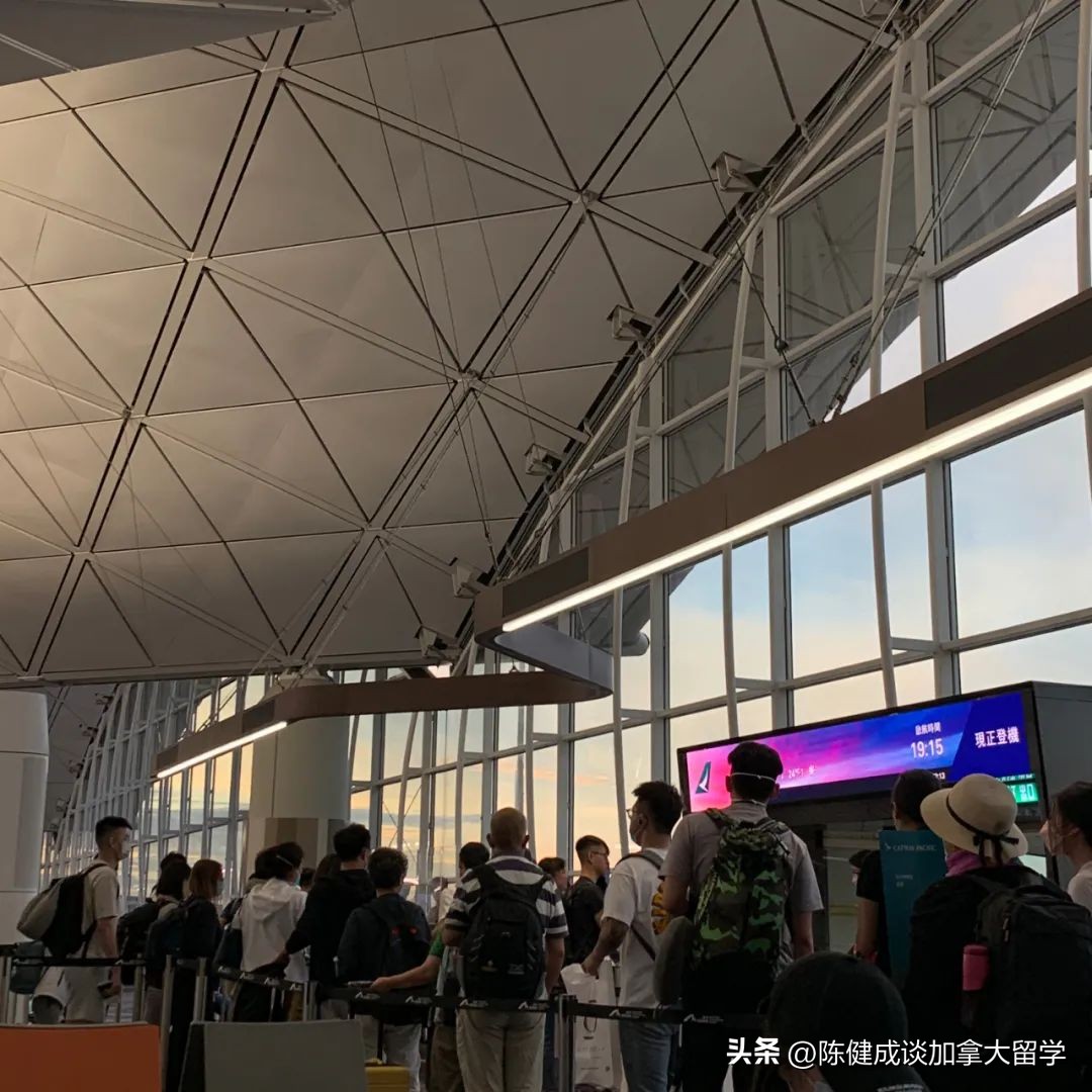 入境加拿大航班,八月入境加拿大