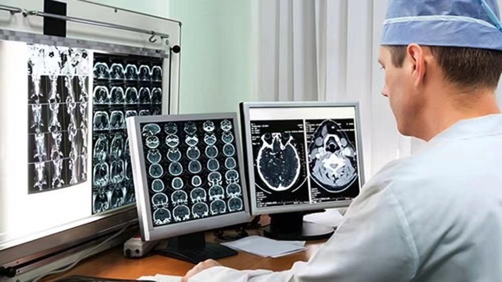 50岁ct查出脑轻度萎缩正常吗,50岁检查脑缺血怎么回事