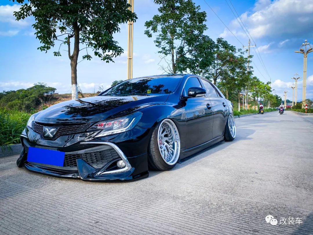 丰田锐志改低趴真实图片,丰田锐志低姿态改装的价格表