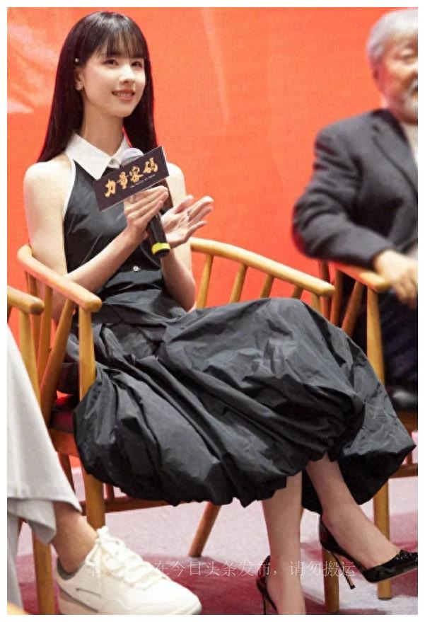 女人的鞋子有品位吗,如何看出女人是真高还是假装