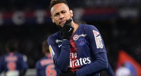 c罗与名模伊莲娜金童玉女的爱情,c罗前任伊莲娜看世界杯