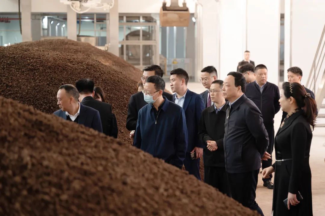 郎酒庄园联谊,国台习酒与郎酒