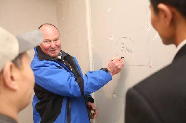 国外怎么管理私拆承重墙类野蛮装修的？