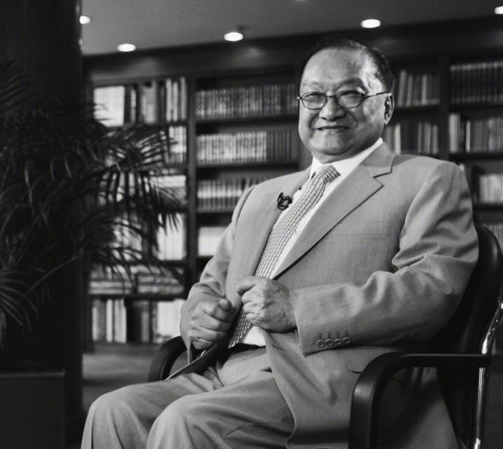 金庸三大怪异武功,被金庸刻意黑化的历史人物