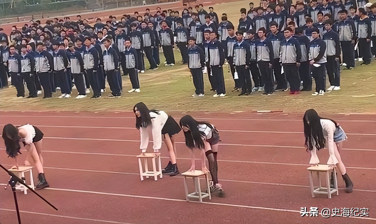 高校军训女生跳舞引争议当事人,啦啦队低俗被骂校园