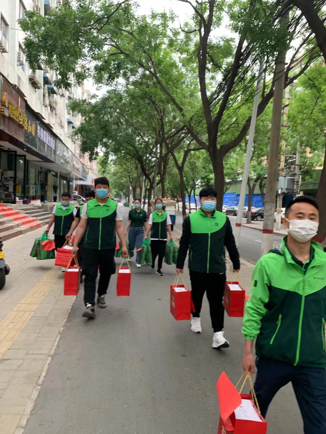 鐪熸儏娓╂殩浣犳垜,鐪熸儏娓╂殩瀹堟湜鐩稿姪