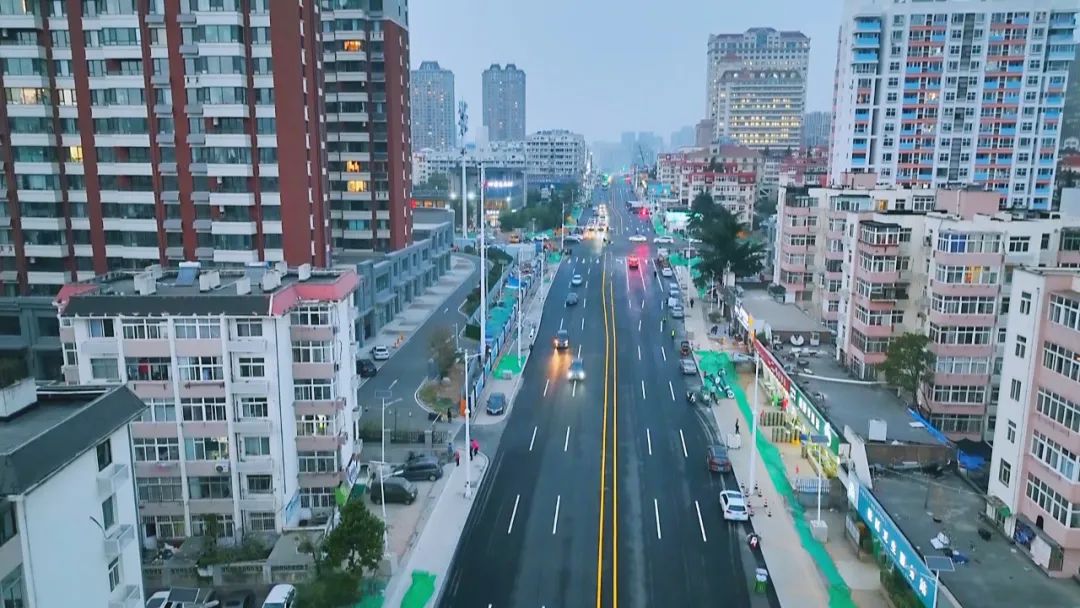 青岛推进唐山路打通工程建设进展,上海又一城市更新项目开工