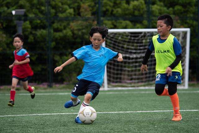 董方卓在厦门哪里工作,董方卓现在在哪里定居