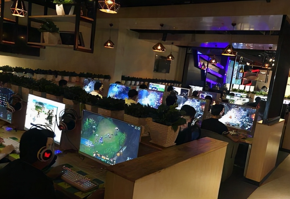 那些年网吧开黑岁月,那些年的黑网吧