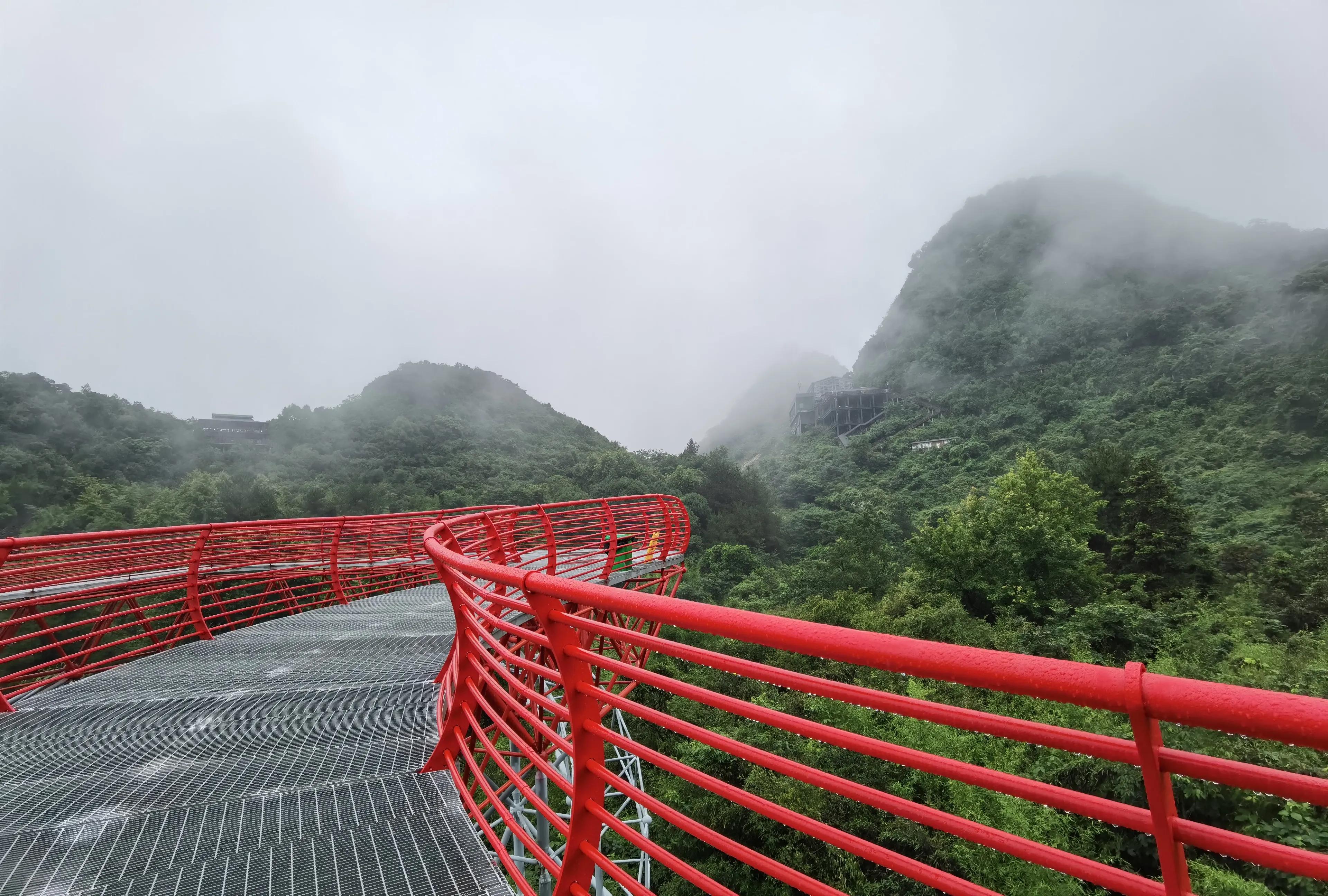 桂林阳朔如意峰一镜到底,阳朔如意峰全景